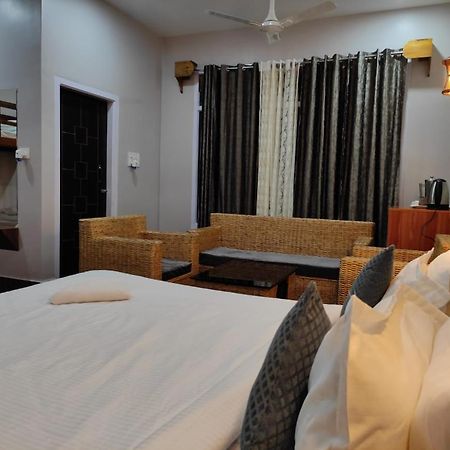 Kanoka Village Resort Majbat Bagian luar foto
