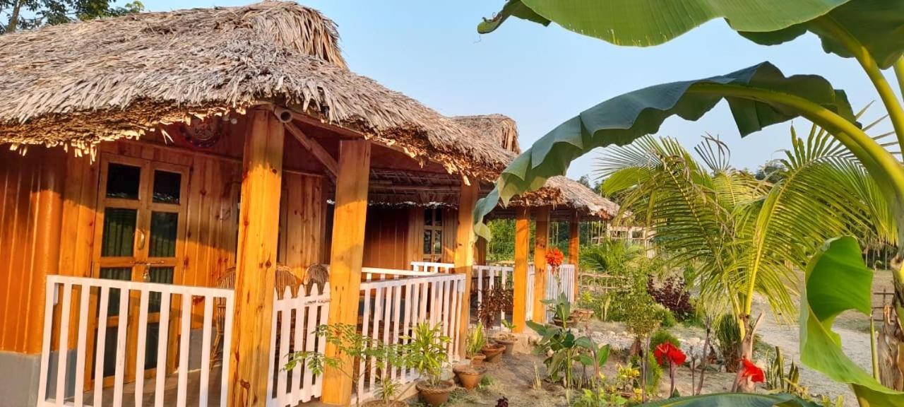 Kanoka Village Resort Majbat Bagian luar foto