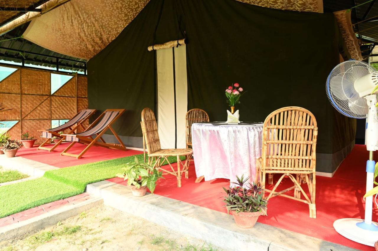 Kanoka Village Resort Majbat Bagian luar foto