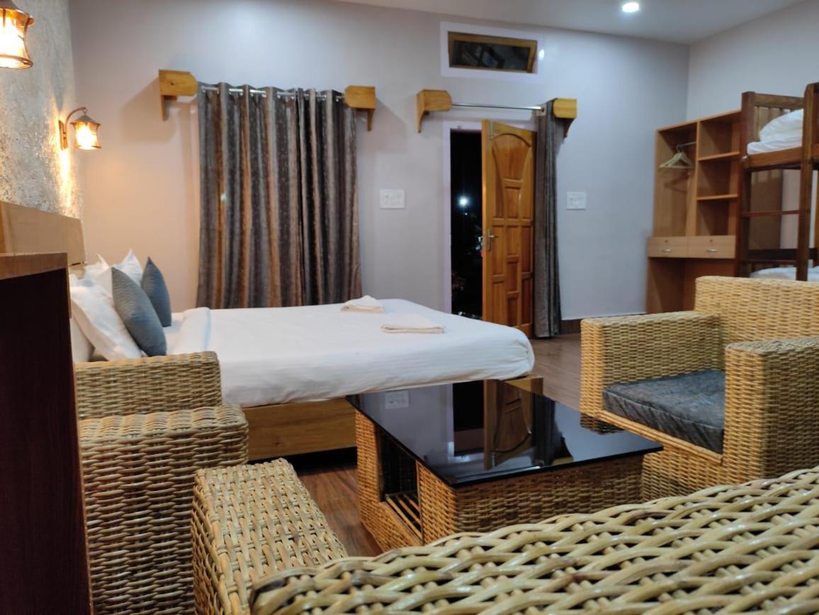 Kanoka Village Resort Majbat Bagian luar foto