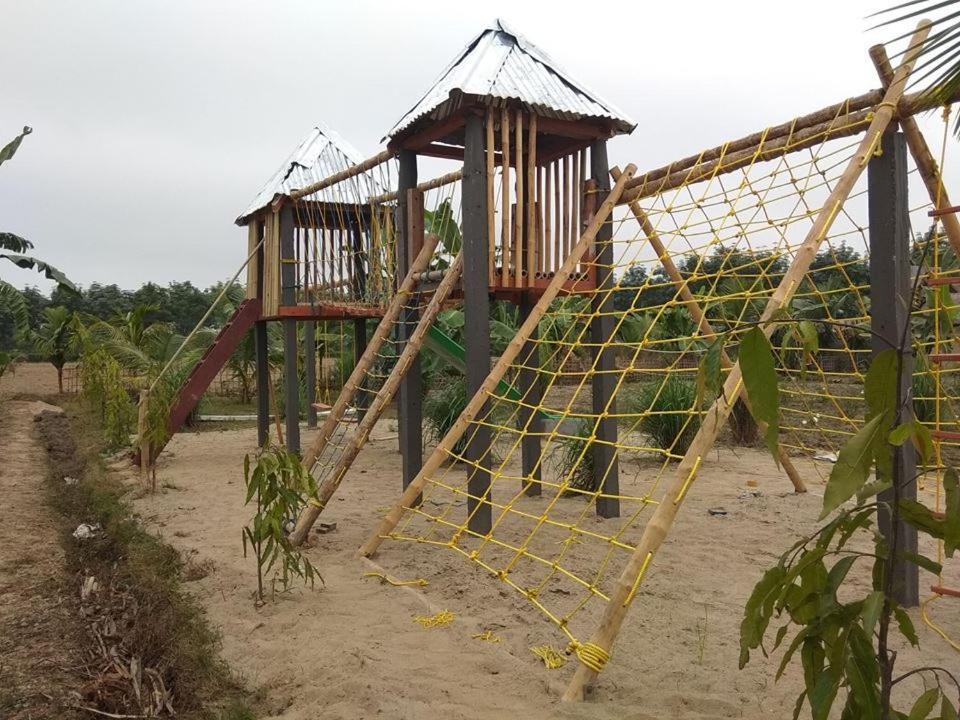 Kanoka Village Resort Majbat Bagian luar foto
