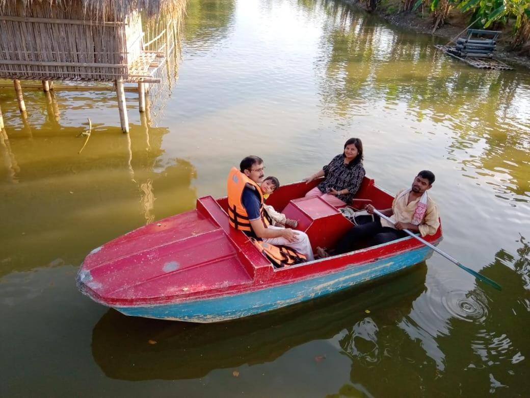 Kanoka Village Resort Majbat Bagian luar foto