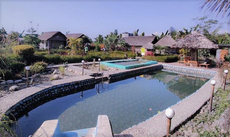Kanoka Village Resort Majbat Bagian luar foto