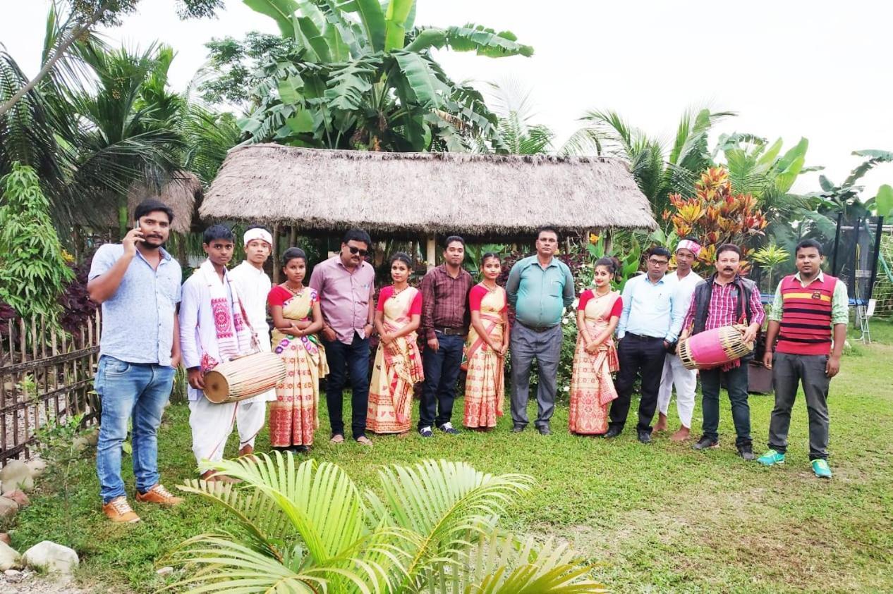 Kanoka Village Resort Majbat Bagian luar foto