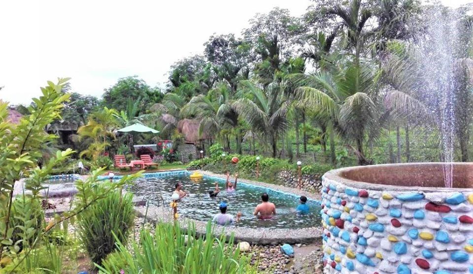 Kanoka Village Resort Majbat Bagian luar foto