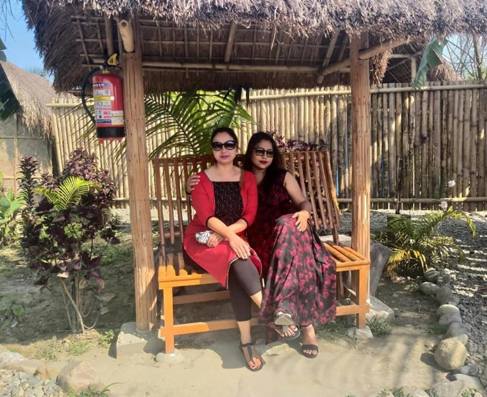 Kanoka Village Resort Majbat Bagian luar foto