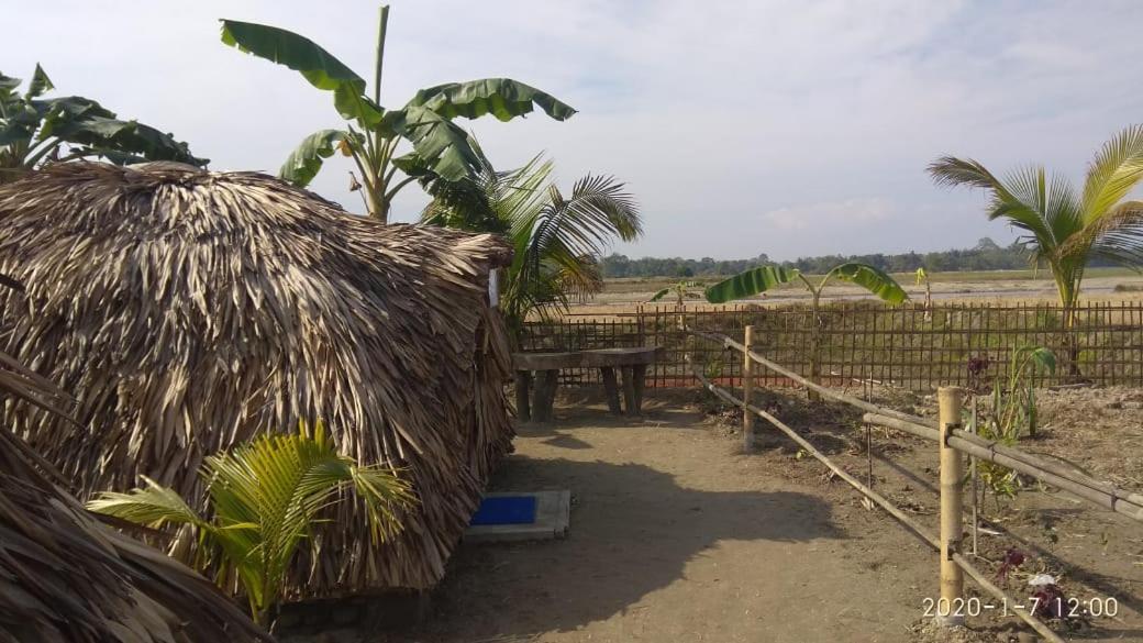 Kanoka Village Resort Majbat Bagian luar foto